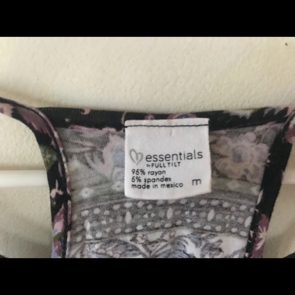 Top - Picture 2 of 2